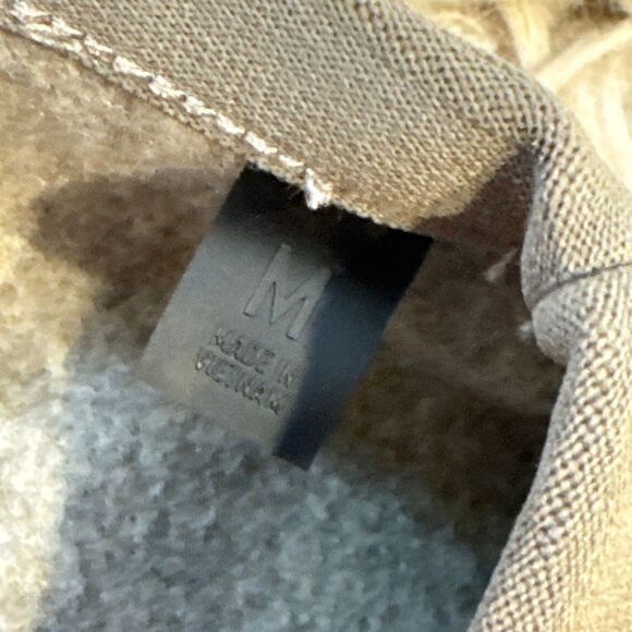 NWT Fear of God Essentials Sweatshirt medium - Picture 3 of 7